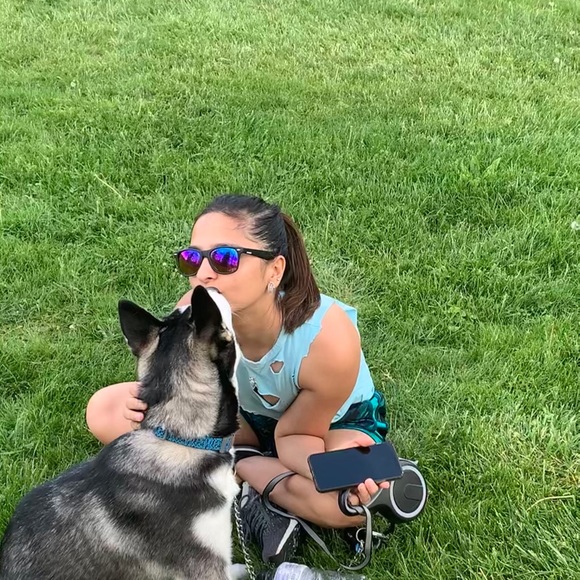 Meet your Posher, Monika - Picture 2 of 2